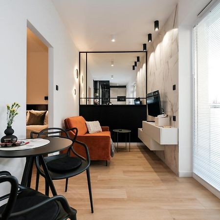 City Mood Apartamenty Lodz Fabryczna 450M Wszystko Nowe Exterior foto